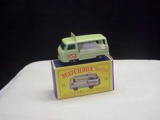Vintage Matchbox Series No.  21 Milk Delivery Truck with Box 2