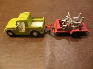 VINTAGE 1969 TOOTSIETOY DIECAST JEEP and TWO MOTORCYCLES ON TRAILER TOY 5
