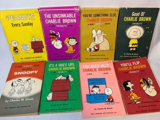 Vintage Set Of 22 Peanuts Soft Cover Books Holt,  Rinehart,  Winston 1960s Cb