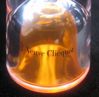 VEUVE CLICQUOT PONSARDIN CHAMPAGNE TRENDY GLASS X 2 OUTDOOR ACRYLIC NOT GLASS 3