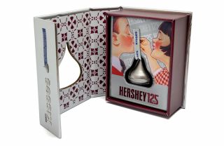 2019 HERSHEY ' S KISSES COIN 39g SILVER $1 LEGAL TENDER FIJI 3