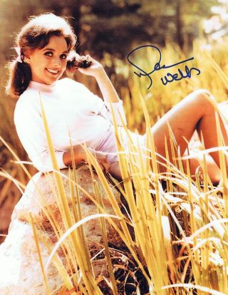 Dawn Wells Signed Autographed 8x10 Photo - W/coa Mary Ann Of Gilligan 