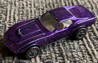 Hot Wheels Custom Corvette Purple Authentic Redline