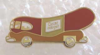 Vintage Oscar Mayer Wiener Wienermobile Advertising Souvenir Collector Pin