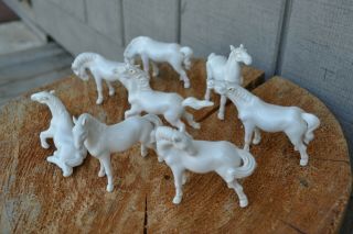 Horse figurines - Porcelain miniature horses - Set of 8 5