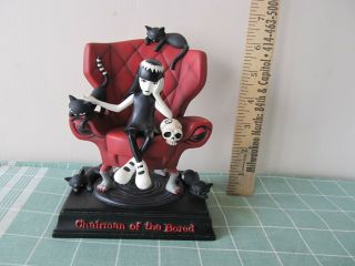 Emily The Strange Limited Edition Maquette Statuette Chairman Of The Board