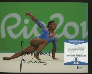 Simone Biles Olympic Gold Medalist Signed 8x10 Photo Auto Autograph Bas Bgs