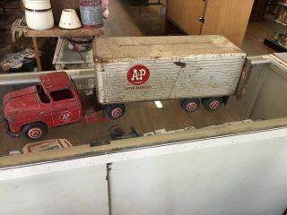 Vintage Marx A & P Supermarkets Toy Tin Litho Tractor - Trailer Truck