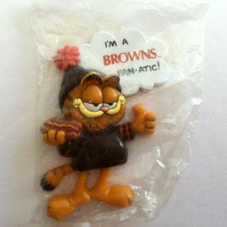 Garfield The Cat Plastic Magnet " I 