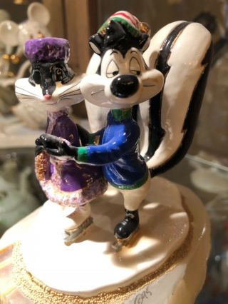 ICE SKATING PEPE LE PEW & PENELOPE - ICE DANCING by RON LEE - LE 384/750 2