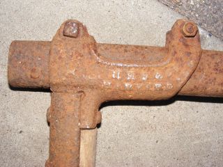 Antique HHF&CO.  1909 Dairy Cow Stanchion 3