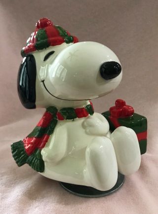 Snoopy Peanuts Schmid Vintage Ceramic Christmas Holiday Music Box Figurine