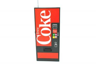 Vintage Coca - Cola ® Vending Machine Am/fm Transistor Radio Great