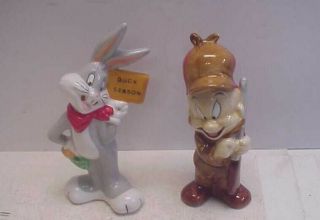 1993 Looney Tunes Hunting Season Bugs Bunny & Elmer Fudd Salt & Pepper Shakers