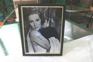 Julie Andrews Signed Autographed B&w Photo Headshot 8x10