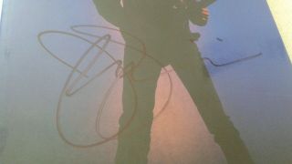 JOE SATRIANI AUTOGRAPHED FLYING IN A BLUE DREAM GUITAR MUSIC BOOK SIGNED COVER 2