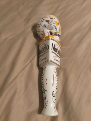 Modelo Cerveza Especial White Skull Day Of The Dead Tap Handle Man Cave Bar Beer 2