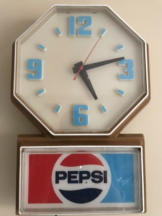 Vintage Pepsi Cola Soda Pop Advertising Wall Light Up Clock Sign RARE 20” X 13” 2