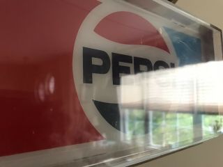 Vintage Pepsi Cola Soda Pop Advertising Wall Light Up Clock Sign RARE 20” X 13” 4