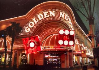 Golden Nugget Casino - Red Craps Table Dice - Las Vegas Nv - Matched Pair - 391