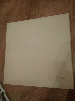 The Beatles White Album Pmc 7067 - 8 Gatefold Cover Only.  Side Opening 104933