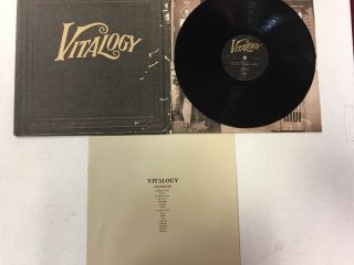 Vitalogy [lp] By Pearl Jam (vinyl,  Dec - 1994,  Epic Usa) 66900 W/ Rare Booklet L@@