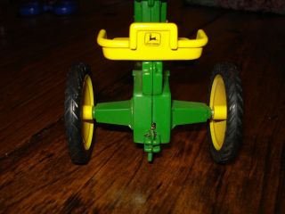 ERTL 1/16 JOHN DEERE MDL D65 PEDAL TRACTOR TOY RARE FIND STEERABLE CON 8