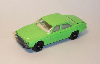 Corgi Toys Rockets Vintage D902 Jaguar Xj6 Florescent Green Rare - Vgc
