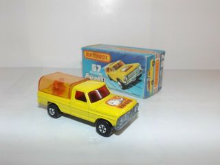 Matchbox S/f No.  57c Ford Pick Up Wild Life Truck Yellow,  Orange Lion,  Amber Cap