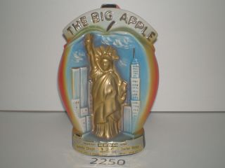 Jim Beam 1979 Big Apple Statue Of Liberty Decanter.
