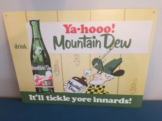 (l@@k) Mountain Dew Soda Pop Hillbilly With Bottle Tin Sign Game Room Retro