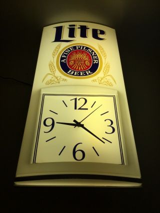 Vintage 80s Miller Lite Lighted Bar Clock Sign 7