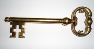 Vintage Heavy Brass Skeleton Key Bar Tool Corkscrew Bottle Opener Combo 7 Inches