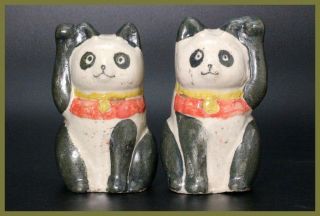 Po14 Japanese Old Porcelain 2 Panda Ornament Seto Beckoning Cat Maneki Neko