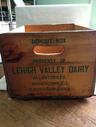 Vintage Advertising Wooden Crate Box LEHIGH VALLEY DAIRY N.  J.  P.  A. 4