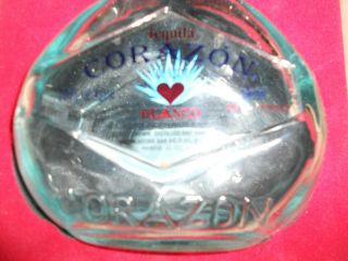Corazon Tequila Blanco 100 Blue Agave Wood Box,  decanter double Shot glass set 2