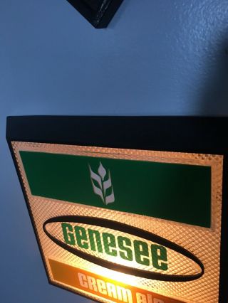 GENESEE Vintage Light Up Sign Lighted Bar Advertisement Cream Ale Beer Brewery 8