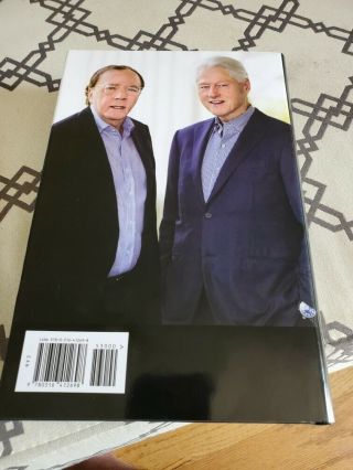 Bill Clinton and James Patterson Signed Book The President Is Missing 2
