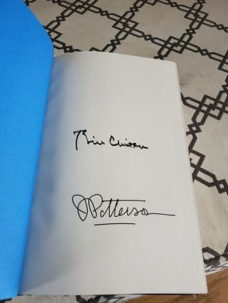 Bill Clinton and James Patterson Signed Book The President Is Missing 3