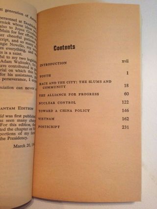 To Seek a Newer World by Robert F.  Kennedy (Paper Back) 235 pages (Rare) 1968 4