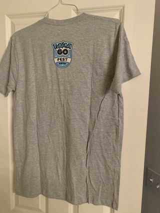 Pokemon Go Fest 2019 Chicago exclusive T - Shirt - Medium W/ Stickers And Map 3
