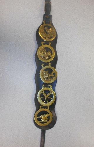 Vintage Leather Strap With 5 Brass Horse Medallions - Peerage/england