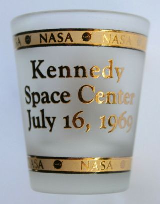 NASA Kennedy Space Center Apollo 11 Frosted Shot Glass Gold Accent Souvenir 1969 2