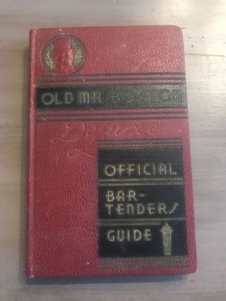 Old Mr.  Boston Deluxe Official Bartenders Guide Vintage 1930 
