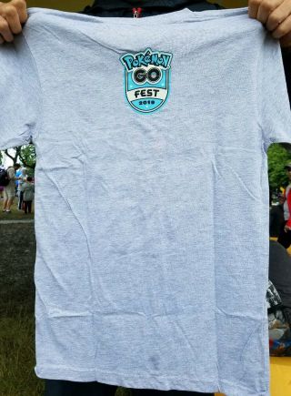 Pokemon Go Fest 2019 Chicago exclusive T - Shirt Medium.  sticker,  poster,  map 3
