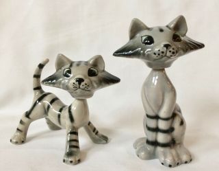 2 Vintage Pottery Tiger Cats Bobble Or Swivel Head Ceramic Figurines Japan