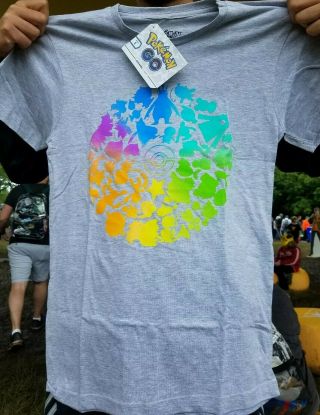 Pokemon Go Fest 2019 Chicago Exclusive T - Shirt Shirt - Size Small.  Sticker