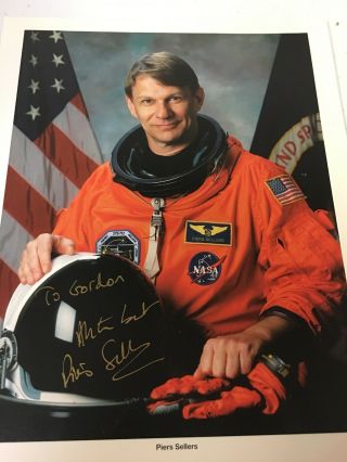 Piers Sellers,  Nasa Astronaut,  Signed 8 1/2 " X 1 " Color Photo