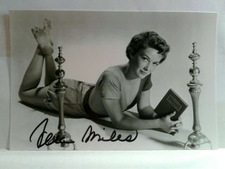 Vera Miles Hand Signed Autograph 4x6 Photo - Alfred Hitchcock Sexy Psycho Actress