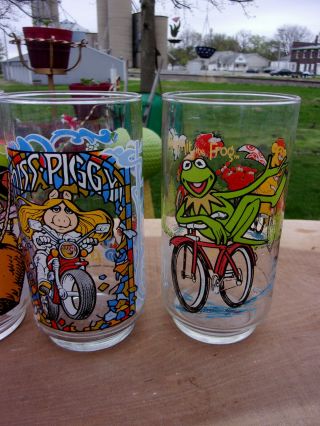 Vintage 1981 The Great Muppet Caper McDonald ' s Glasses Complete Set Jim Henson 4